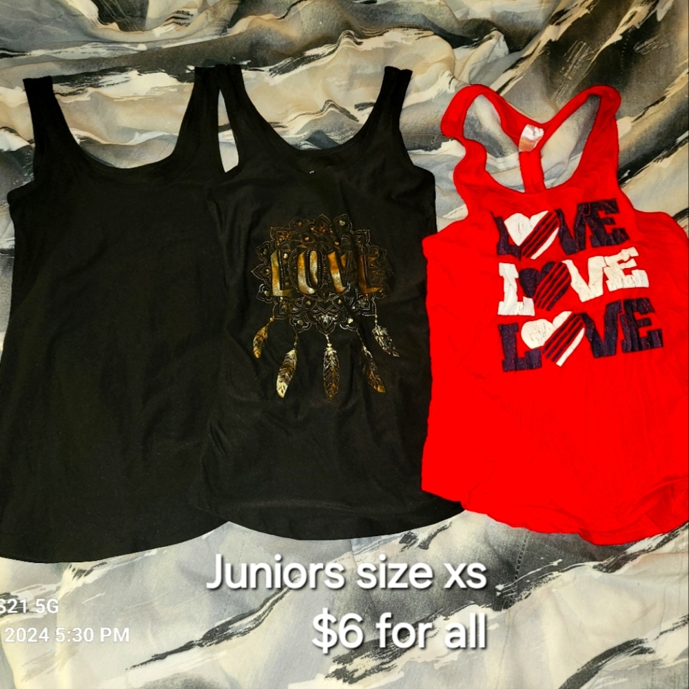 Juniors Clothing